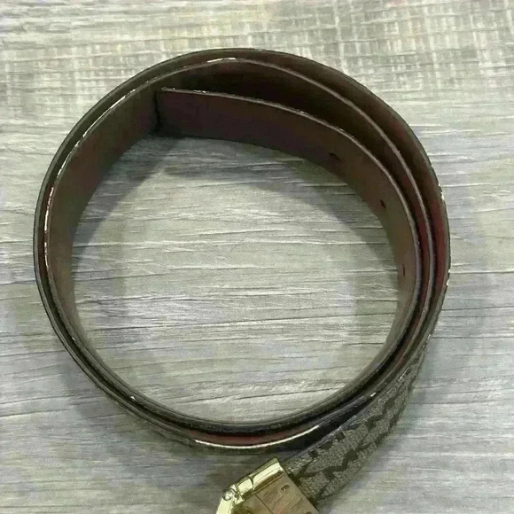 Michael Kors Vanilla/Brown Signature Reversible Gold Chain Logo Belt GUC READ - Picture 2 of 11